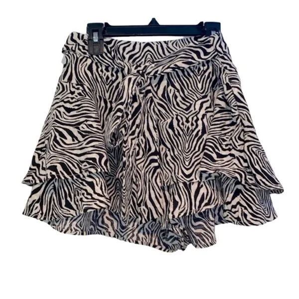 Le Lis safari print skirt size small - Image 2