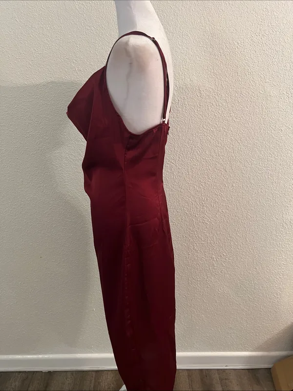 PrettyLittleThing Burgundy Cowl Neck Slip Midi Dress - Image 4
