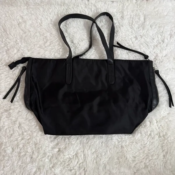 5/$32 Botkier New York Black Minimalist Tote Bag - Image 2