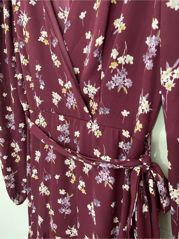 Mi Ami Long Sleeve Floral Mini Dress Size M Maroon Surplice Tie Waist Boho Chic - Image 3