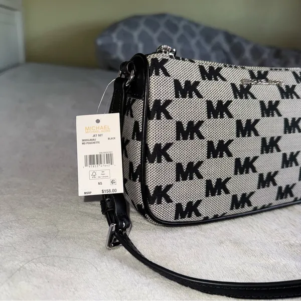 Michael Kors y2k nylon leather strap shoulder bag in black monogram jet set - Image 8