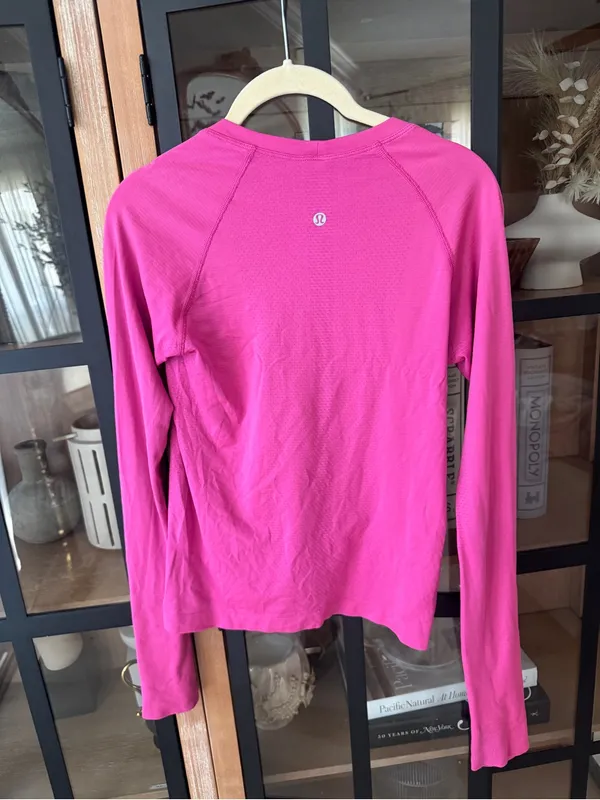 Lululemon Swiftly Tech Long Sleeve Shirt 2.0 Race Length Sonic Pink tee crop - Image 3