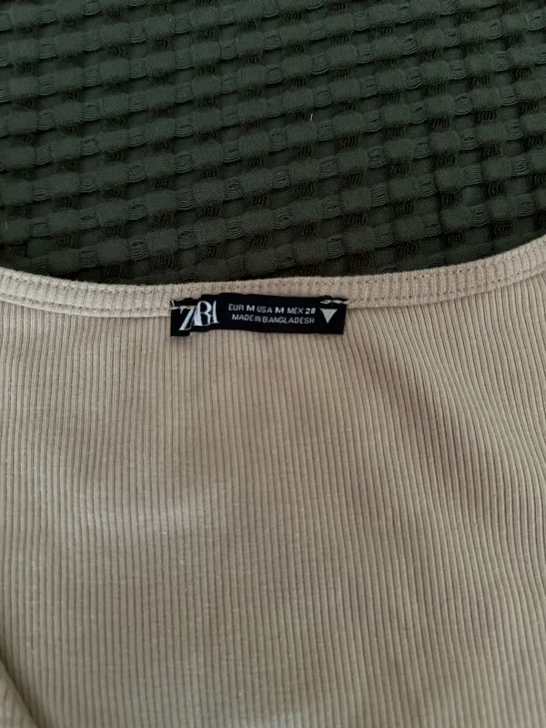 Zara Beige Crop Top T-Shirt - Image 4