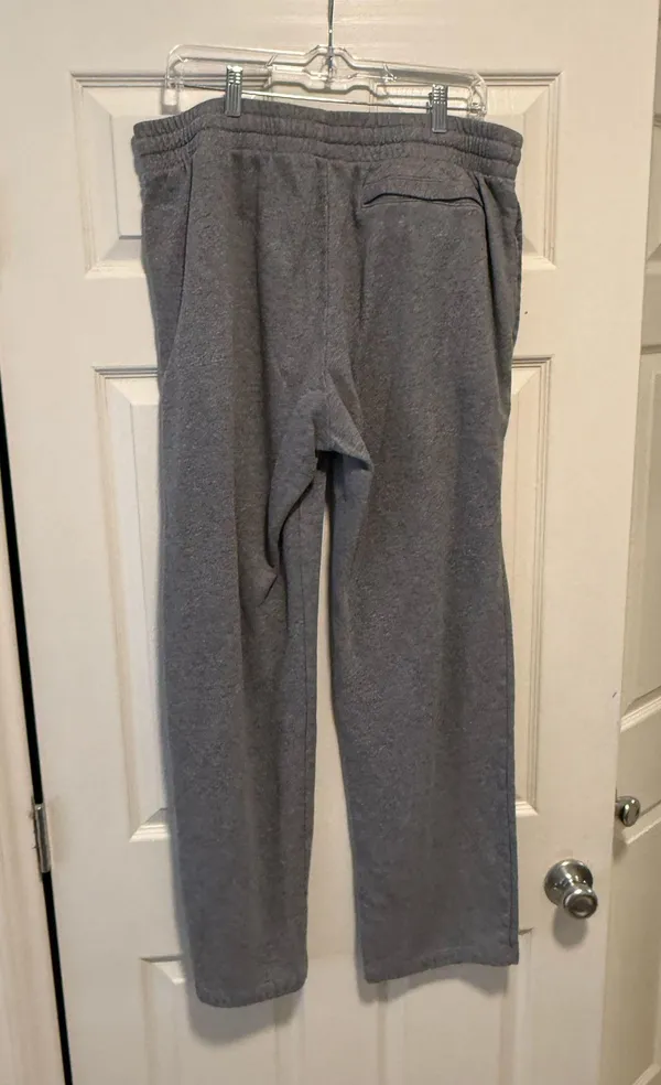 Grey Sweatpants Under Armour - Image 2