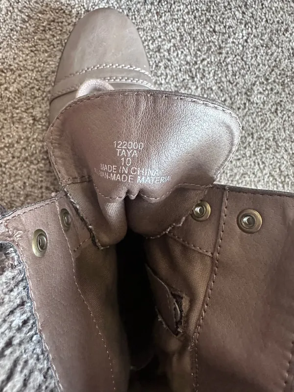 Brown Boots Size 10 - Image 3