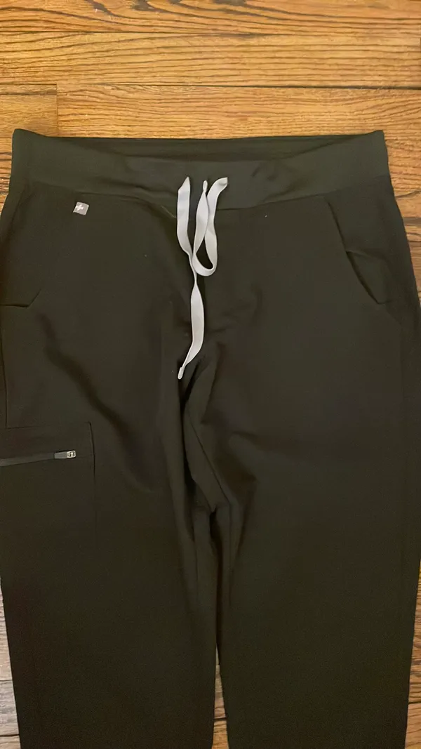FIGS Zamora Jogger Scrub Pants - Image 6