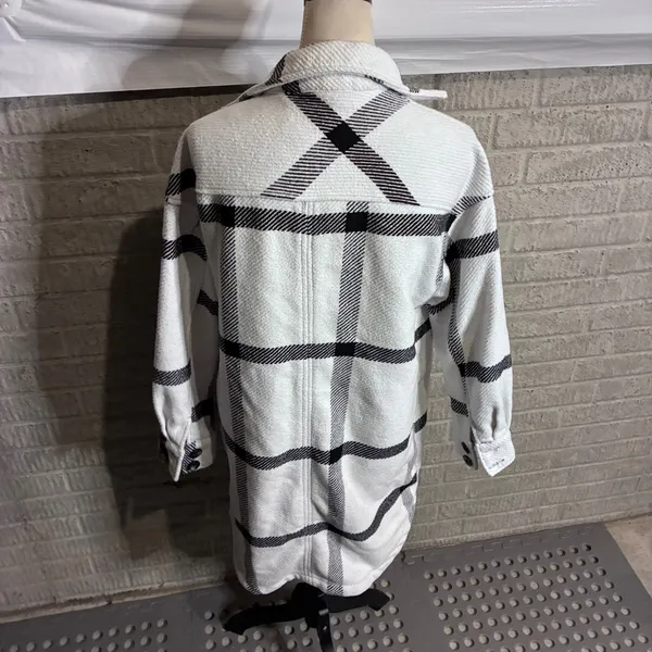 Stoosh Womens White Black Plaid Longline Shacket Shirt Jacket‎ Size Large - Image 3