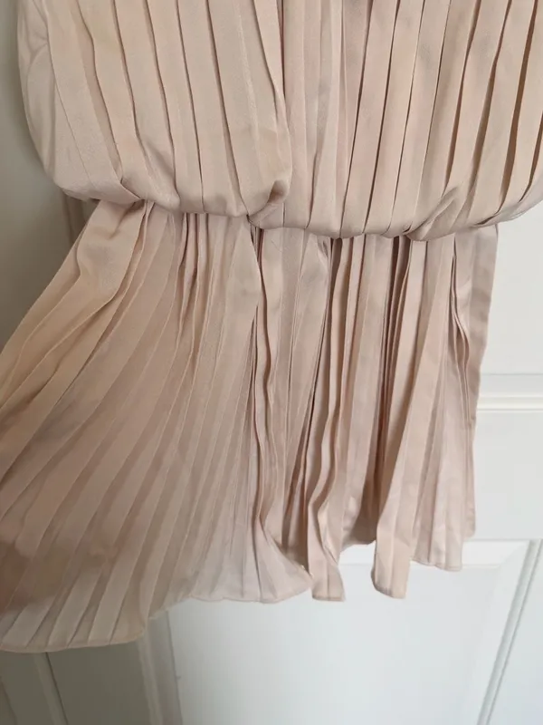 Böhme DO+BE Blush Pink Pleated Sleeveless Dress with Shorts - Image 9