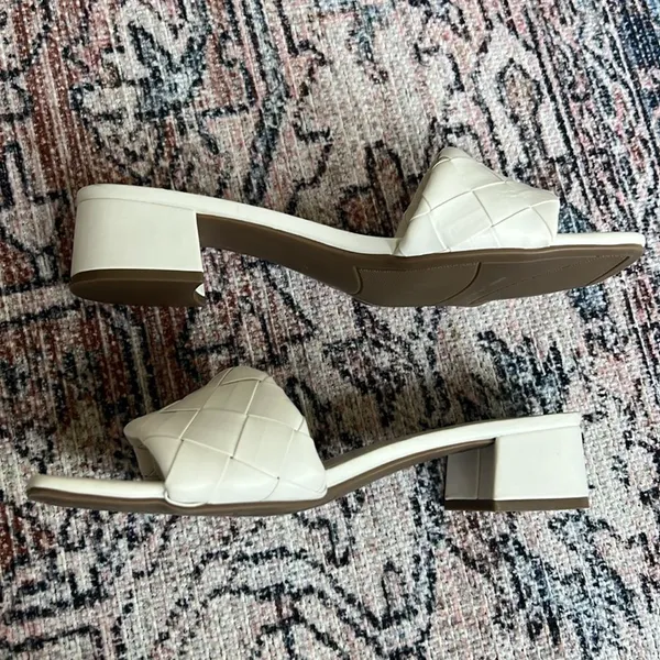 Marc Fisher Casara Slide Sandal 6 1/2 White Faux Leather Open Toe Shoes - Image 6