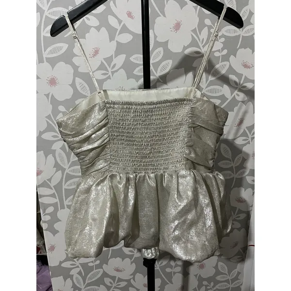 wild fable Silver Metallic Smocked Ruffle Hem peplum Tank Top M - Image 3