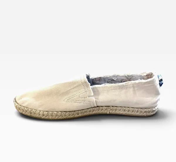 Vionic Beach Women's Laguna Espadrille Slip-On Loafers - Image 2