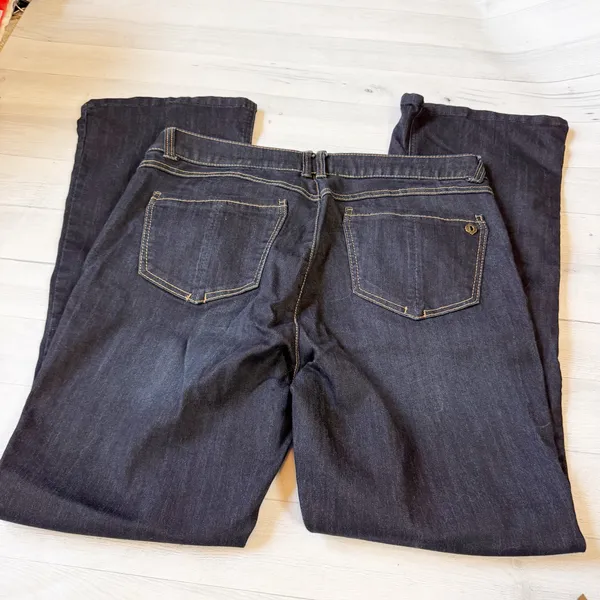 Democracy Absolution Bootcut Jeans Size 14 NWOT - Image 4
