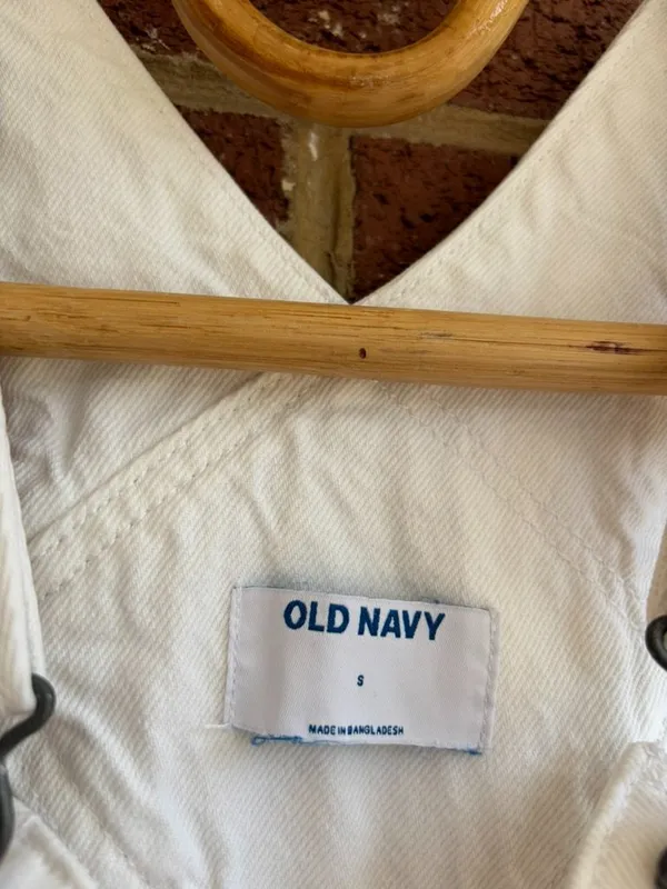 Old Navy White Overall Shorttails Women’s Small - Image 3