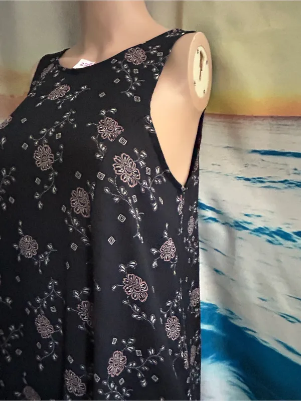 Abercrombie & Fitch Black Floral A-Line Dress SM - Image 4