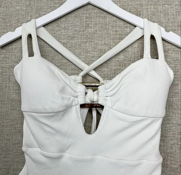Becca Modern Edge Cutout Ribbed One-Piece Swimsuit Large - Image 4