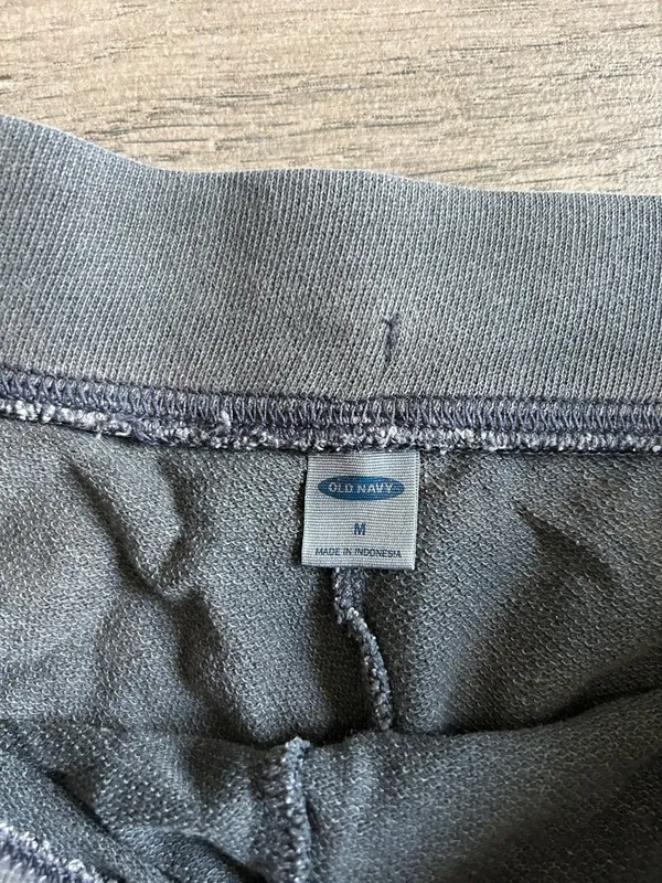Old Navy Women's Charcoal Drawstring Athletic Shorts - Image 2