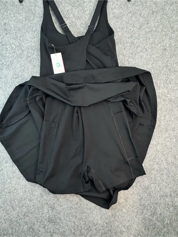 IUGA Tennis Dress With Built in Shorts & Bra size small - Image 10