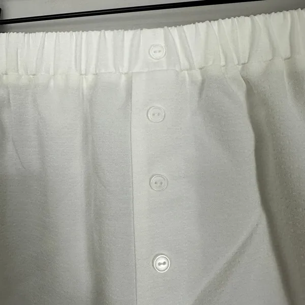 Halara Women’s Casual Boxer Shorts Mid Rise White XS NEW Minimalist Loungewear - Image 4