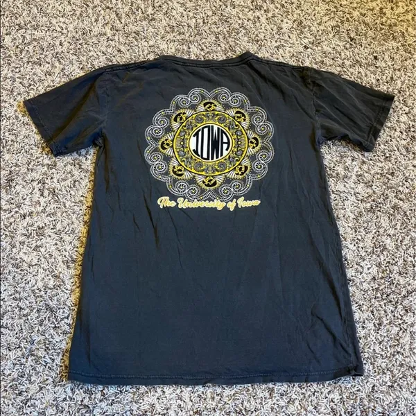 Pressbox Womens Iowa Hawkeyes shirt - Image 3