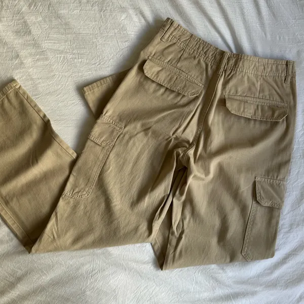 Zara women’s Beige Cream Cargo Pants size 4 - Image 4