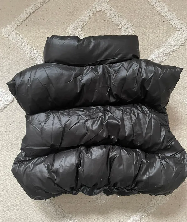 Crop Black Puffer Vest Size XS - Image 2