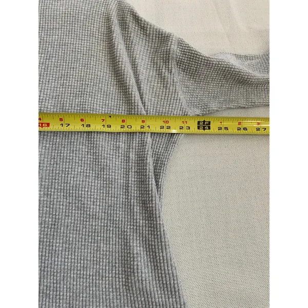Offline by‎ aerie waffle knit Grey long sleeve tee size medium - Image 6