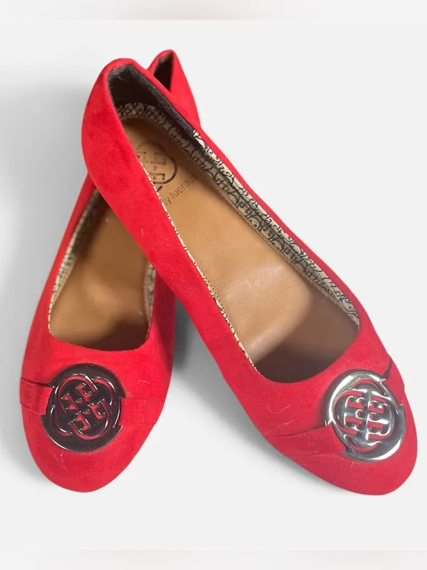Daisy Fuentes Bright Red Suede Ballet Flats with Round Metal Emblem - Image 8