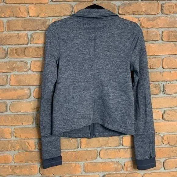 Under Armour Jacket Womens Medium Gray Full Zip‎ Jacket Athletic All Season Gear - Image 2