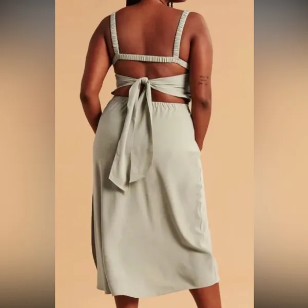 Abercrombie Sage Midi Guest Collection Flowy Open Back Dress - Image 2