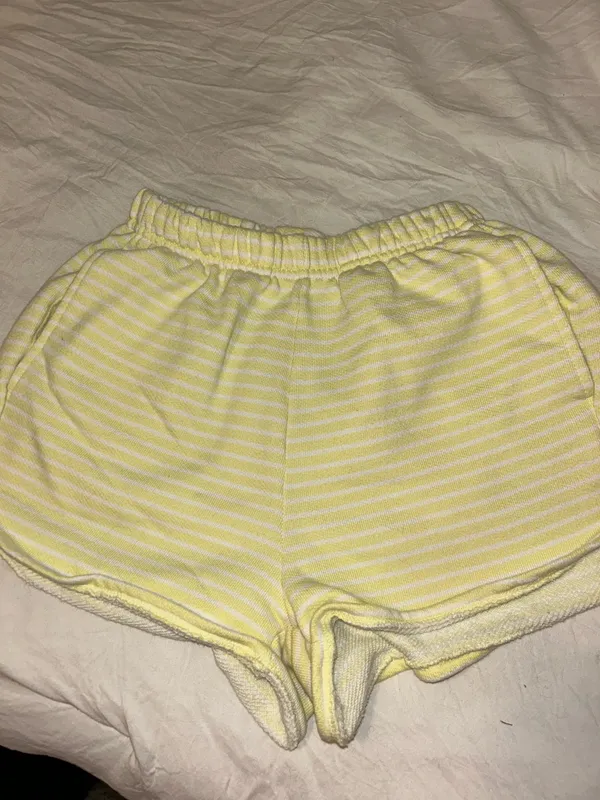Target Yellow Striped Lounge Set - Image 4