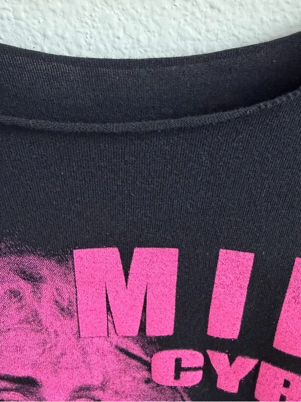 Miley Cyrus off - Image 4
