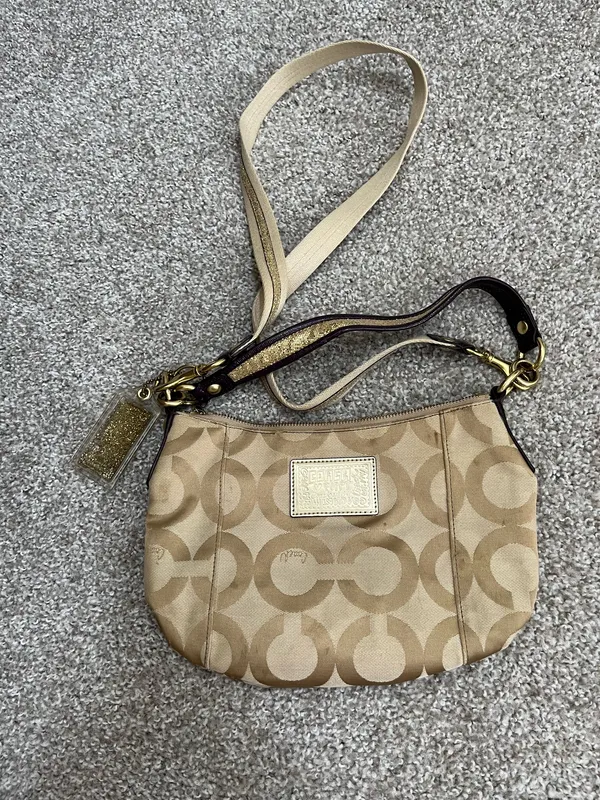 Poppy Crossbody - Image 4