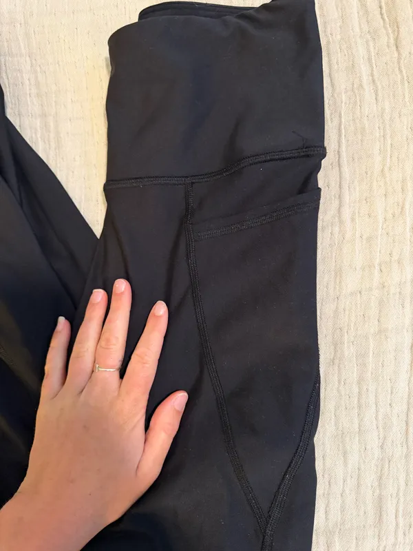 Old Navy Flare Leggings Black S - Image 5