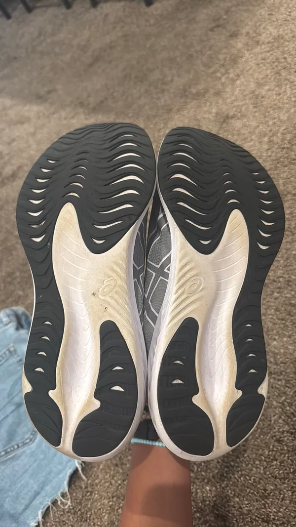 ASICS Shoes - Image 3