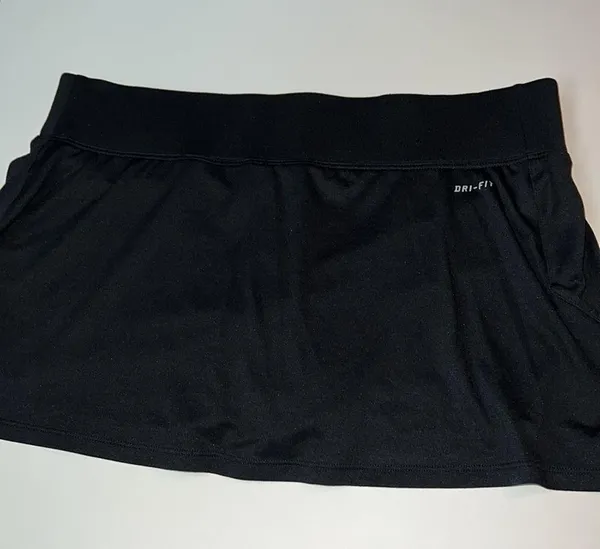 Nike Women’s Black Skort - Image 2