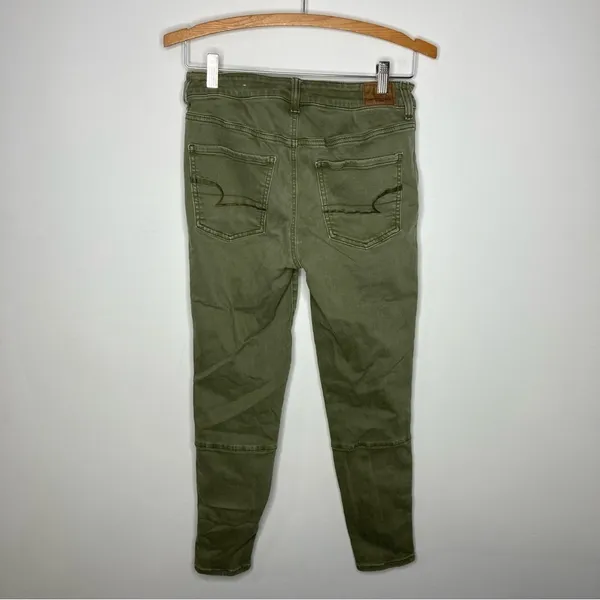 American Eagle Outfitters high Rise Jegging Crop olive‎ green size 6 - Image 5