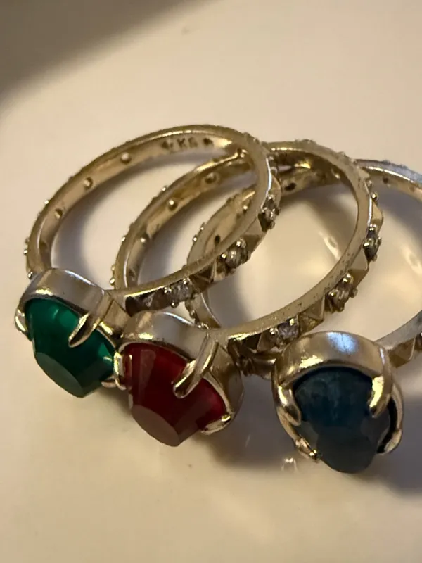 Kendra Scott Sterling Trio Heart Rings in Green, Red & Blue - Image 5