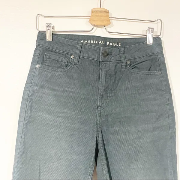 American Eagle Size 4 Green Corduroy Mom‎ Straight Leg Pants - Image 2