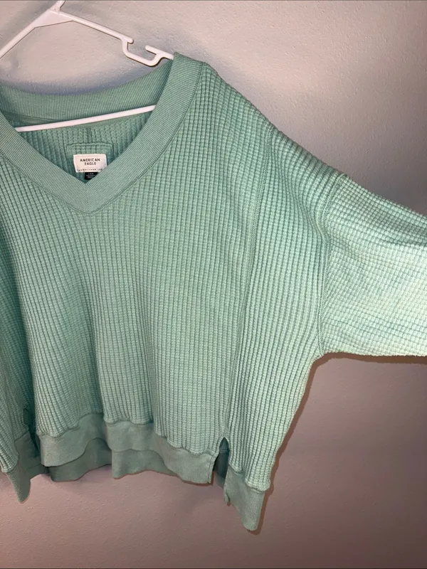 American Eagle Big Hug Oversized Waffle Knit V-Neck – Size Large – Mint Green - Image 3