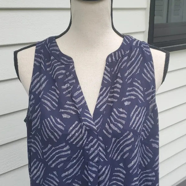 Loft Sleeveless V-Neck Top - Image 2