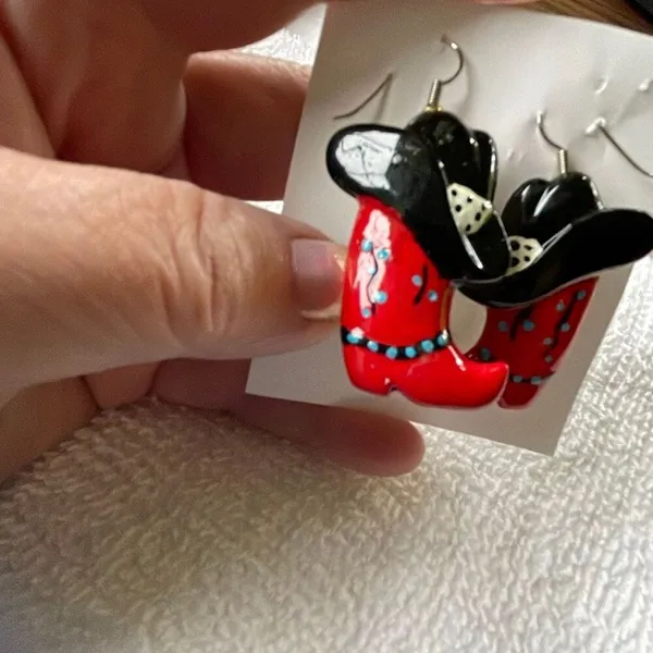 Cowboy boots hats dangle resin earrings hand painted. - Image 5