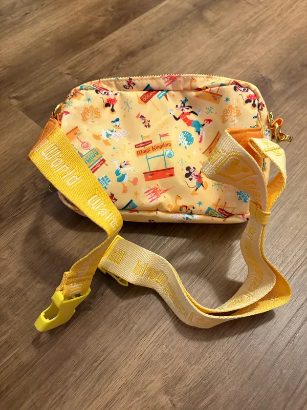 Disney Play in the Park Bag Convertible Belt Bag - Image 6