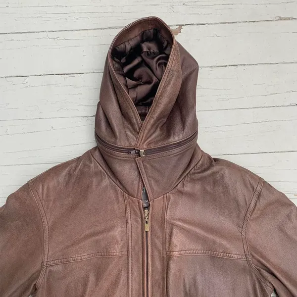 Wilson's Leather Vintage Y2K Brown Leather Jacket w/ Belt Waist + Zip-Out Hood - Image 3