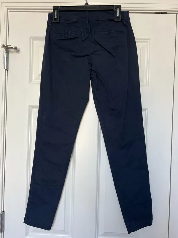 Old Navy Women’s Dark Blue/Navy Chinos - Image 4