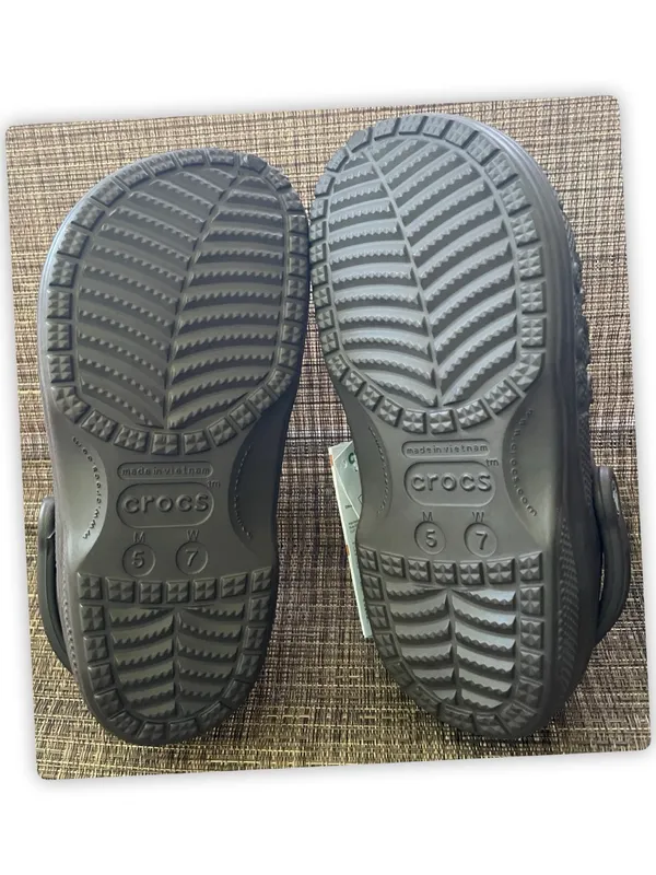 Crocs Classic Lined Clogs Brown Women’s 7 Men’s 5 Fleece Cozy Shoes NWT - Image 4
