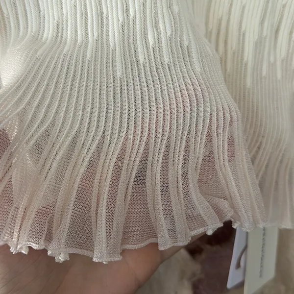 Commense Ribbed Knit Ruffle Top size small - Image 4