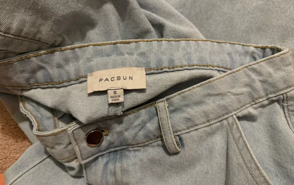Low rise Cargo Jeans - Image 2