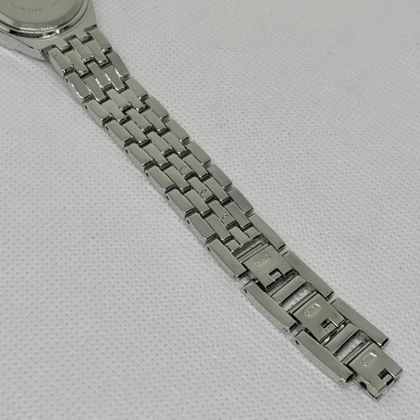 Women quartz watch gold silver tone 28mm round mop dial rhinestones running - Image 8