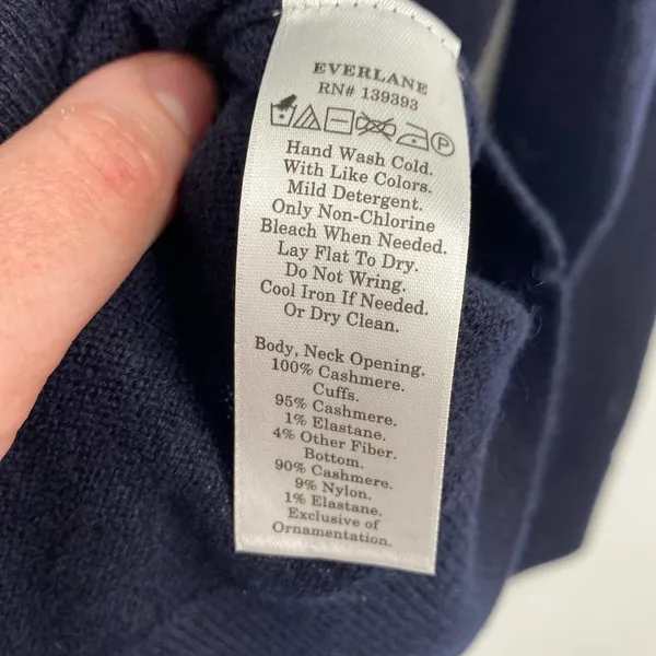 Everlane Cashmere Sweater V Neck Dark Navy Blue NEW Mens Size Small - Image 7