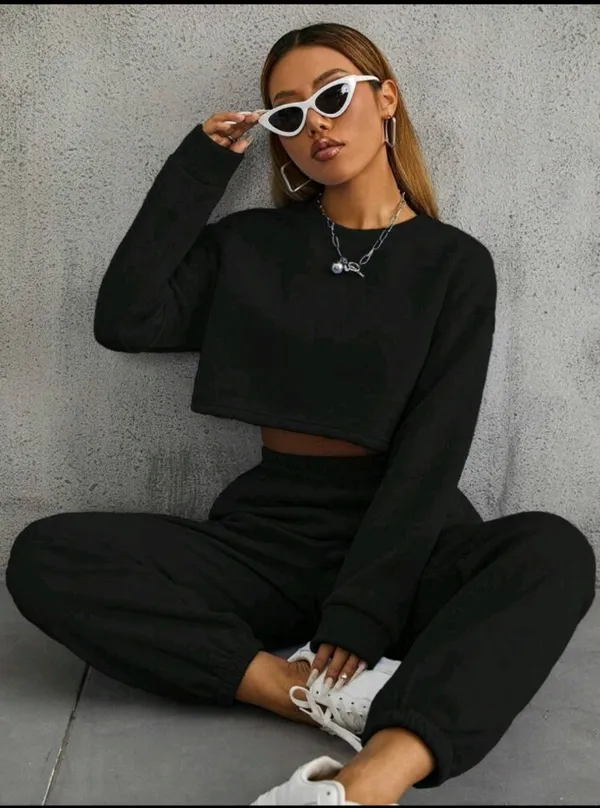 Women’s 2-Piece Matching sweatshirts  - Image 3
